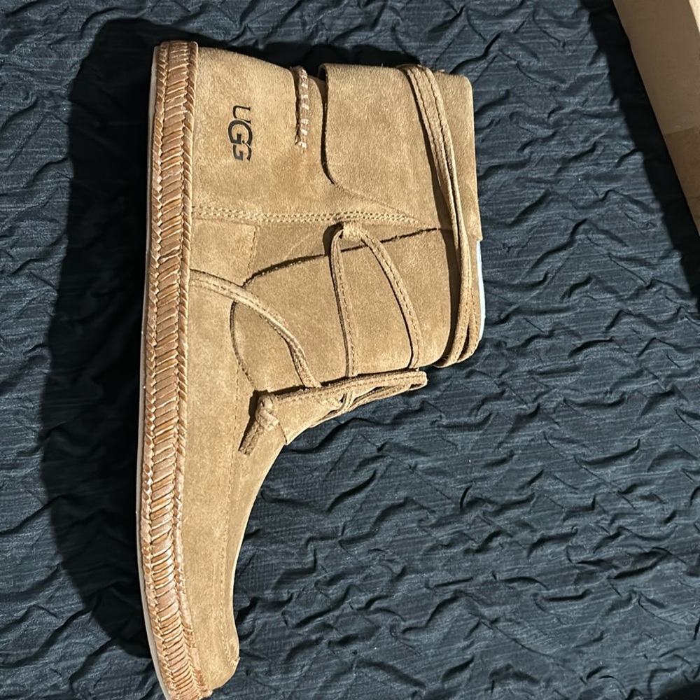 Brand new in box ugg chestnut
